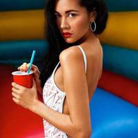 Peace, Love And Pools: Auria